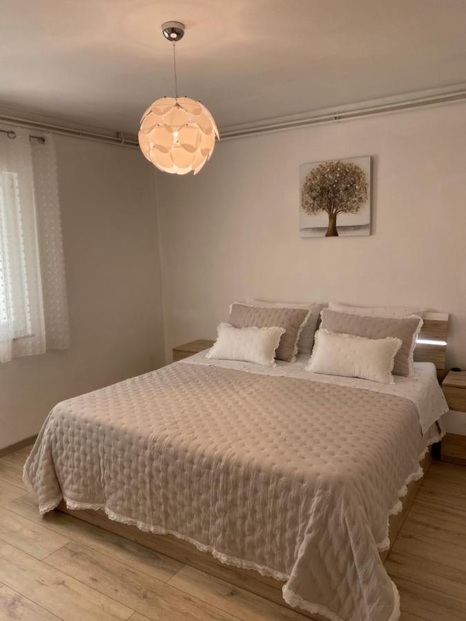 Comfy Apartment In A Quiet Neighborhood Šibenik Exterior foto